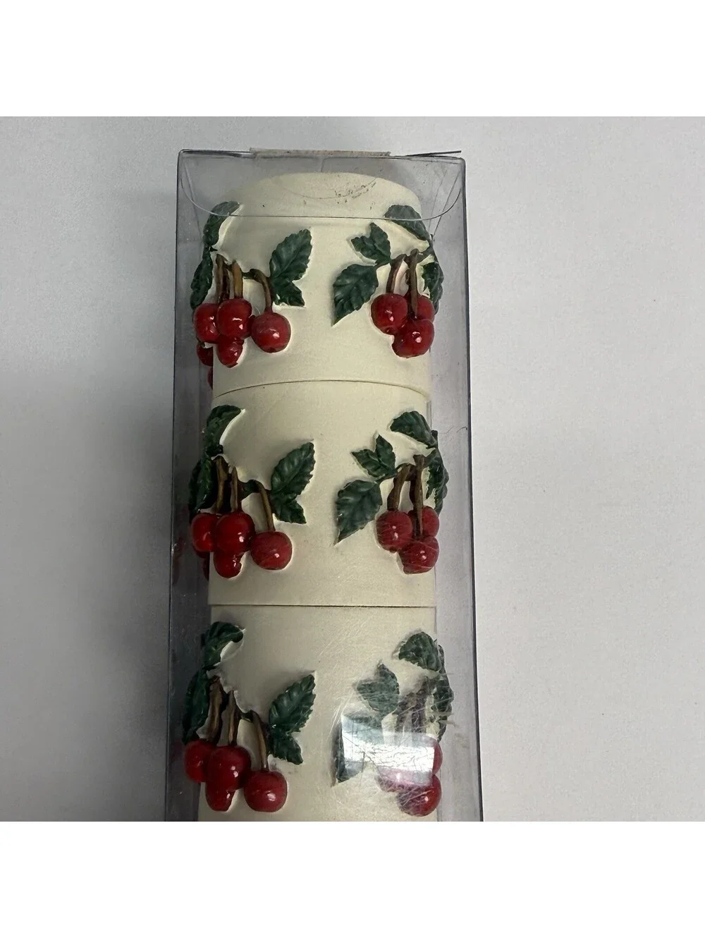 New Vintage Set 4 Cherry Napkin Rings Home with Meijer White Fruit Holder Round